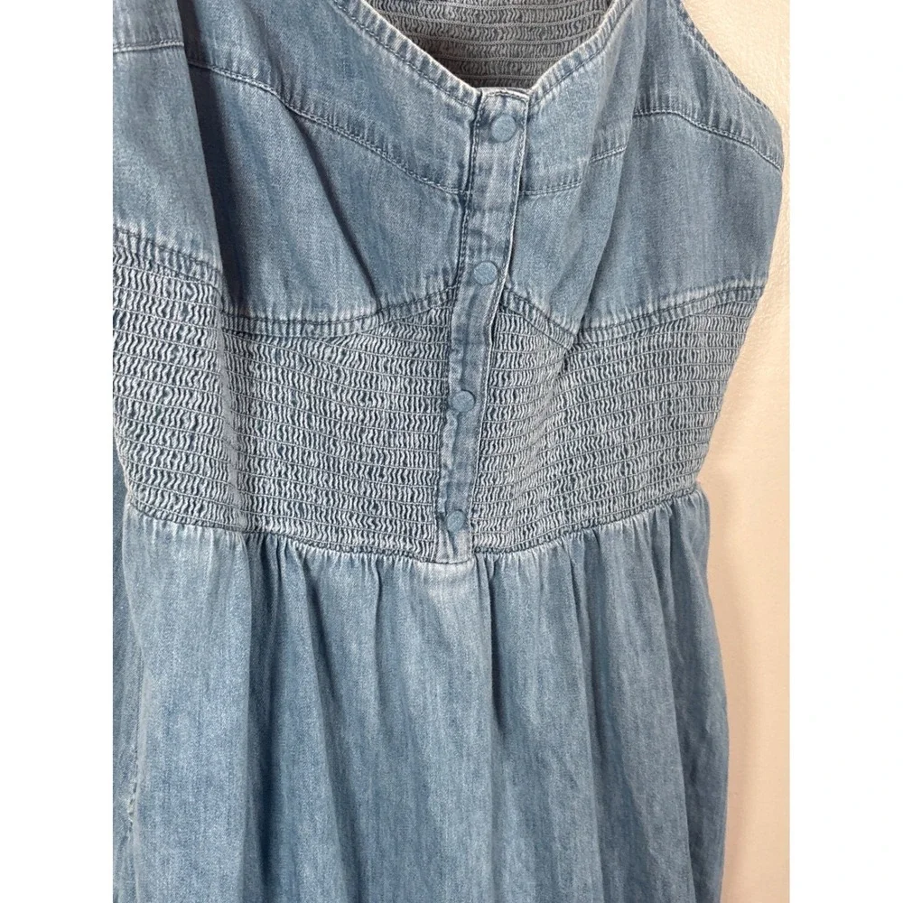 Gap Women's XXL Blue Denim Smocked Waist Tie Strap Midi Dress Light Wash Cotton - Picture 5 of 6